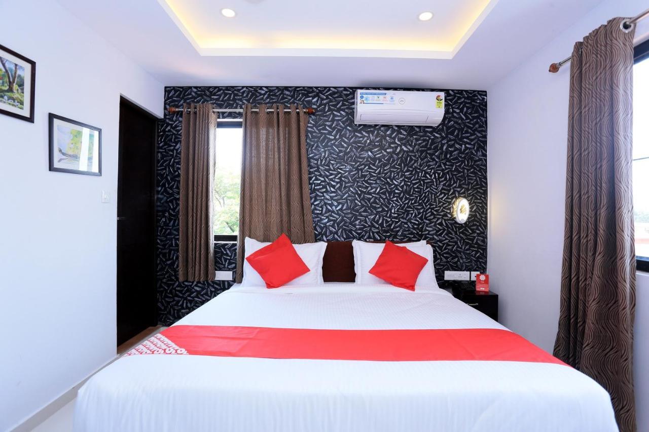 Capital O 61059 Green Life Hotel Kochi Kültér fotó