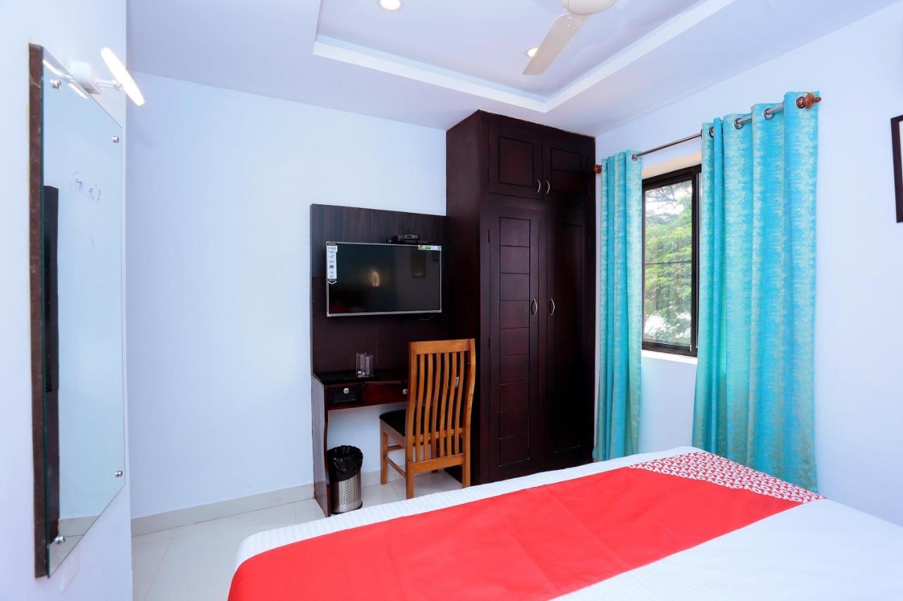 Capital O 61059 Green Life Hotel Kochi Kültér fotó