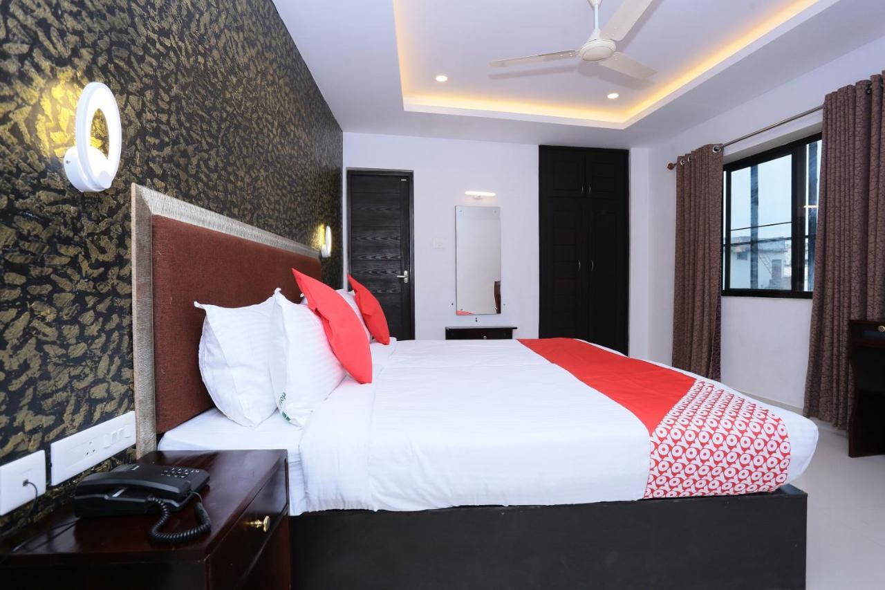 Capital O 61059 Green Life Hotel Kochi Kültér fotó